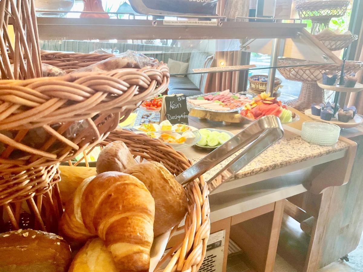 Zu Jeddelohs Lodge Hotel Gladenbach Екстериор снимка