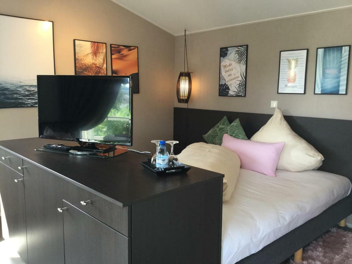 Zu Jeddelohs Lodge Hotel Gladenbach Екстериор снимка