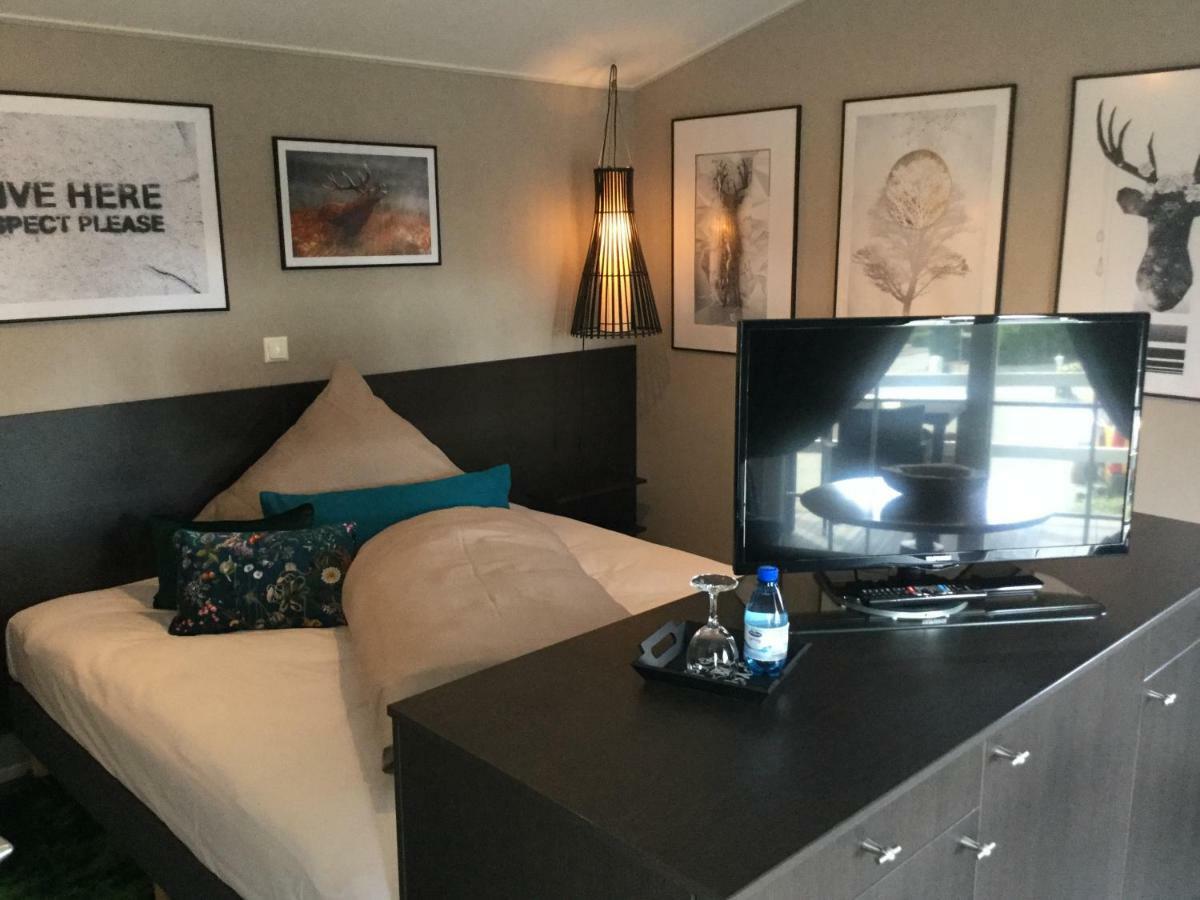 Zu Jeddelohs Lodge Hotel Gladenbach Екстериор снимка