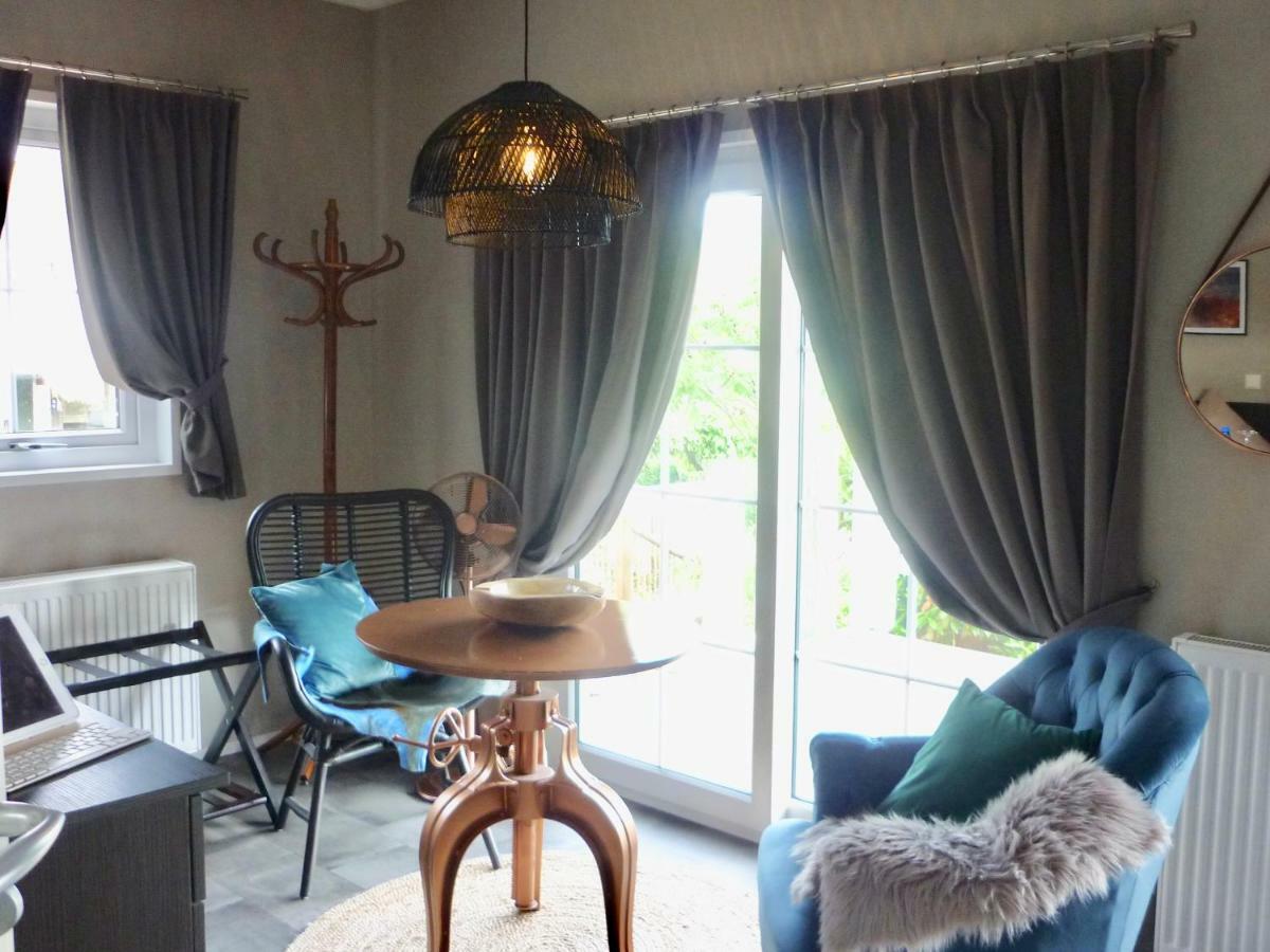 Zu Jeddelohs Lodge Hotel Gladenbach Екстериор снимка