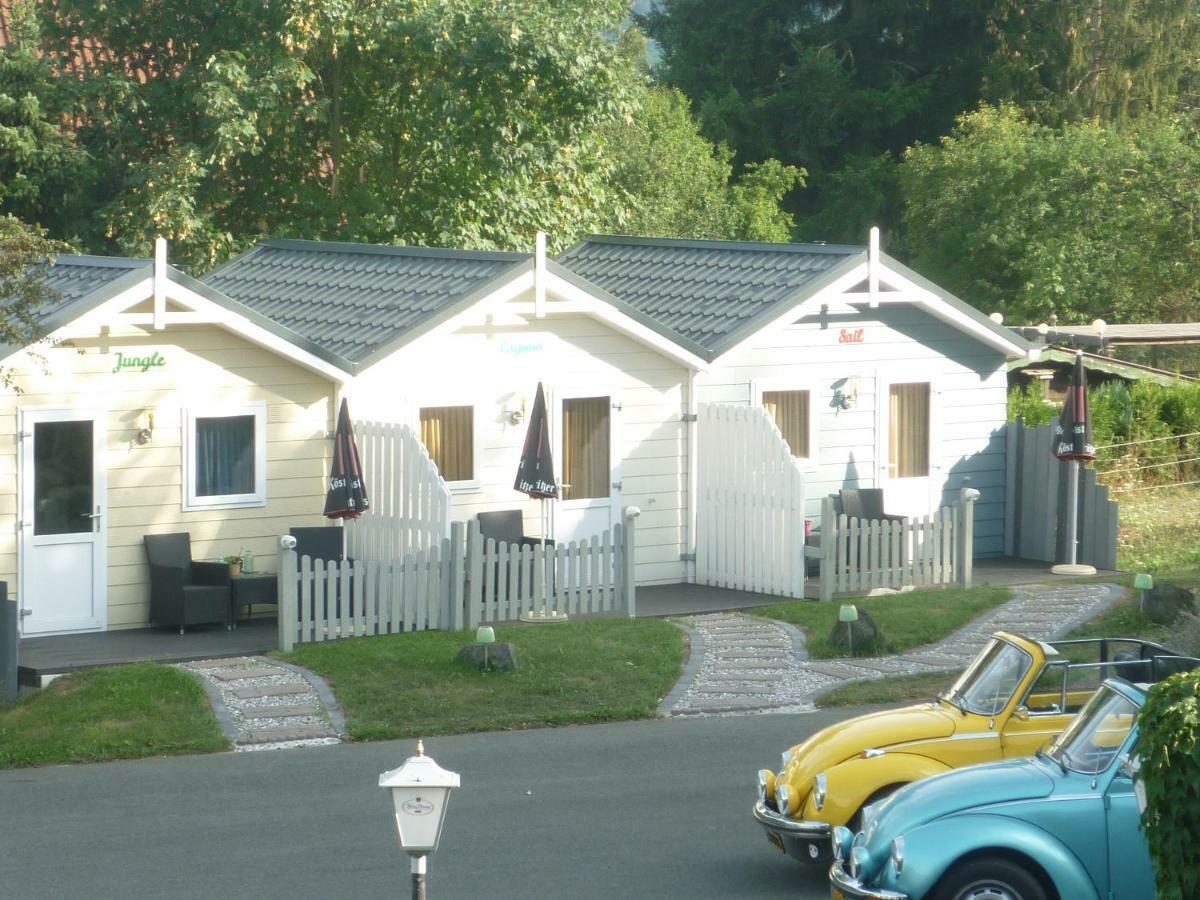 Zu Jeddelohs Lodge Hotel Gladenbach Екстериор снимка